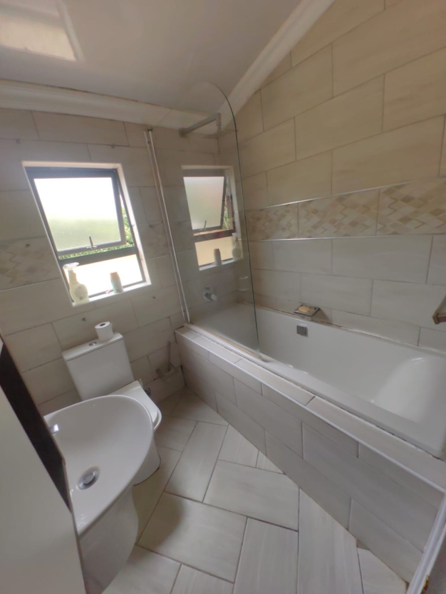 2 Bedroom Property for Sale in Mdantsane Nu 10 Eastern Cape